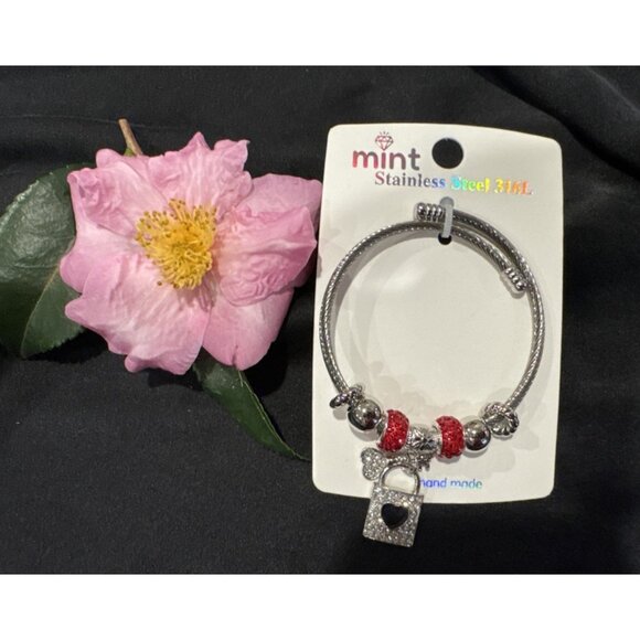 Mint Stainless Steel Heart PadLock Crystals Charm Silvertone Bangle Bracelet NEW - Picture 4 of 6